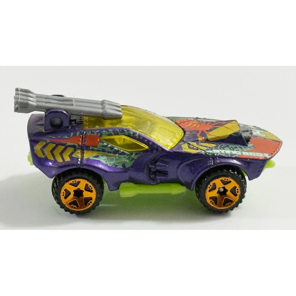 Hot Wheels Sting Rod II Kids 1:64 Purple Metallic Scorpion Missile Rack‎ Toy Car